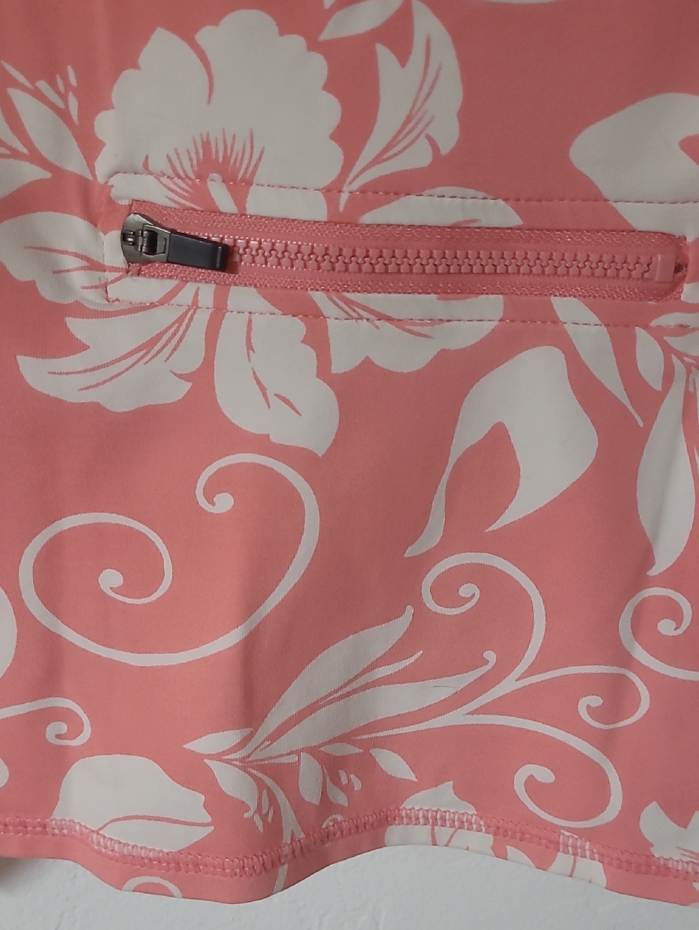 Hang Ten Rash Guard - Picture 5 of 7